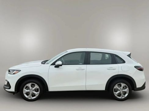 Used 2023 Honda HR-V LX image 5