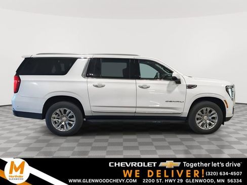 Used 2025 GMC Yukon XL Denali AWD/4WD image 1