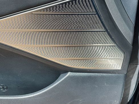 Used 2025 Hyundai Palisade Calligraphy image 19