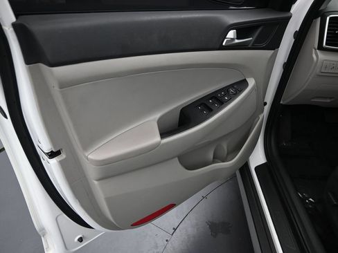 Used 2020 Hyundai Tucson SEL w/ Cargo Package FWD image 10