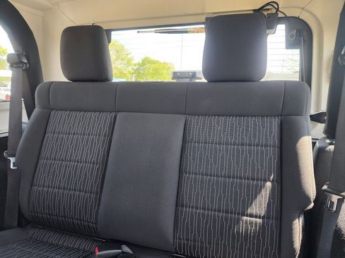 Used 2012 Jeep Wrangler Sport AWD/4WD image 15