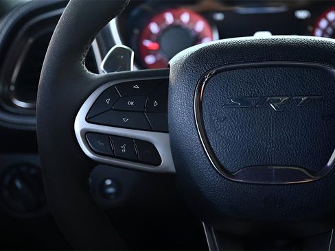 Used 2021 Dodge Challenger SRT Hellcat Redeye image 32