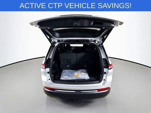 New 2025 Jeep Grand Cherokee L Laredo w/ Luxury Tech Group I AWD/4WD image 25