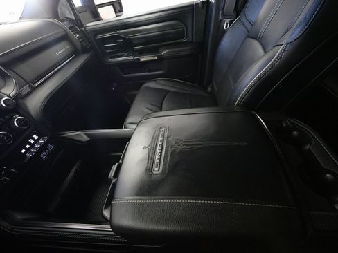 Used 2023 RAM 2500 Limited image 38