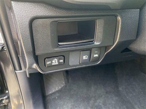 Used 2019 Toyota Tacoma SR5 image 15