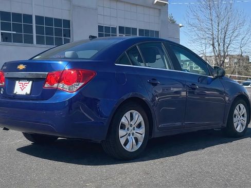 Used 2012 Chevrolet Cruze LS image 5