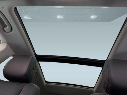 Used 2025 Mercedes-Benz GLE 350 4MATIC image 13