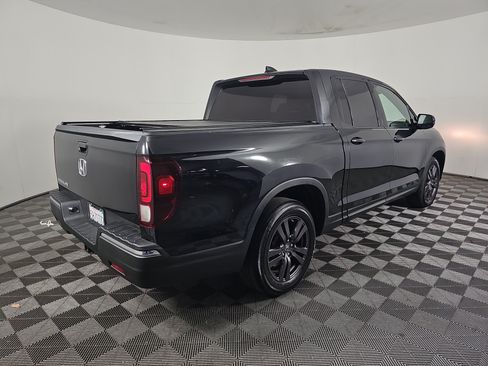 Used 2020 Honda Ridgeline Sport image 4