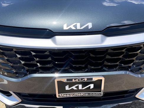 Certified 2025 Kia Sportage EX FWD image 29