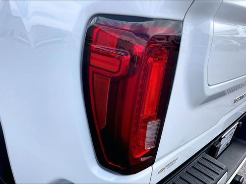 Used 2022 GMC Sierra 2500 AT4 w/ Gooseneck/5TH Wheel Package image 30