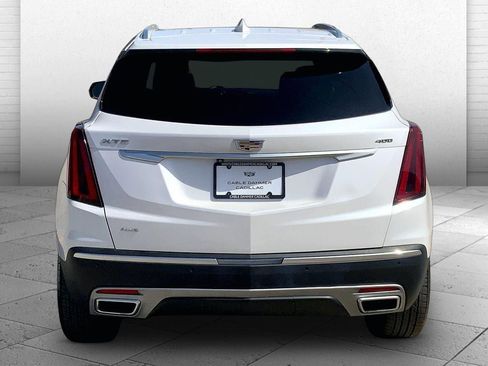 Certified 2025 Cadillac XT5 Premium Luxury image 3
