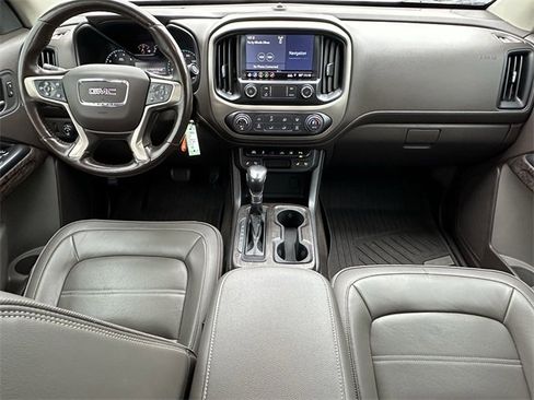 Used 2022 GMC Canyon Denali image 9