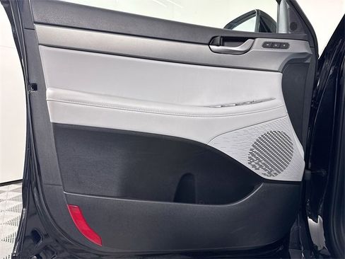 Used 2021 Hyundai Palisade SEL w/ Premium Package image 13