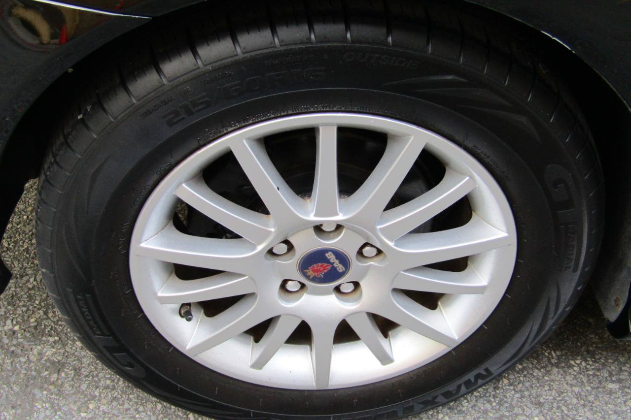 Used 2008 Saab 9-3 2.0T w/ Moonroof Package FWD image 36