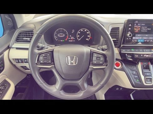 Certified 2025 Honda Odyssey EX-L image 23