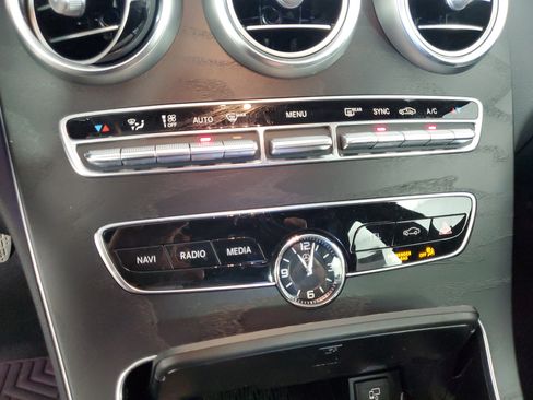 Used 2021 Mercedes-Benz C 300 Sedan image 19