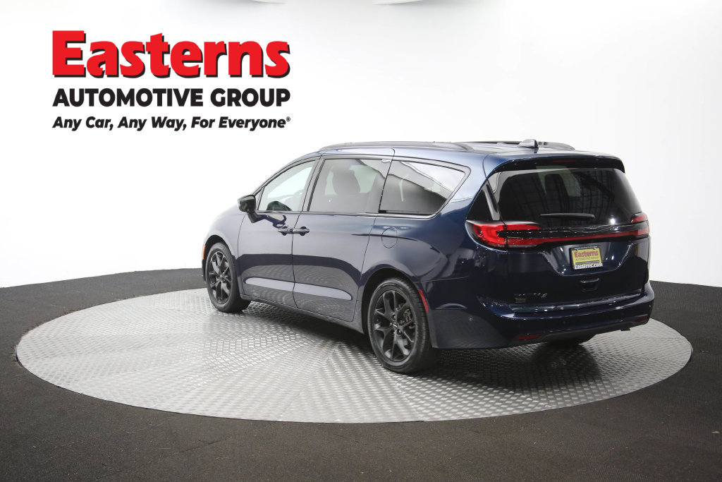Used 2023 Chrysler Pacifica Touring-L w/ S Appearance Package FWD image 67