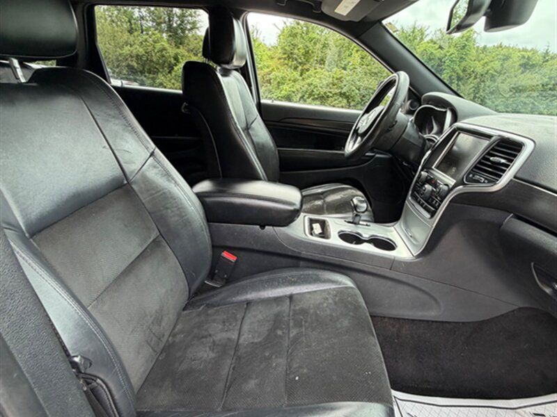 Used 2015 Jeep Grand Cherokee Altitude AWD/4WD image 18