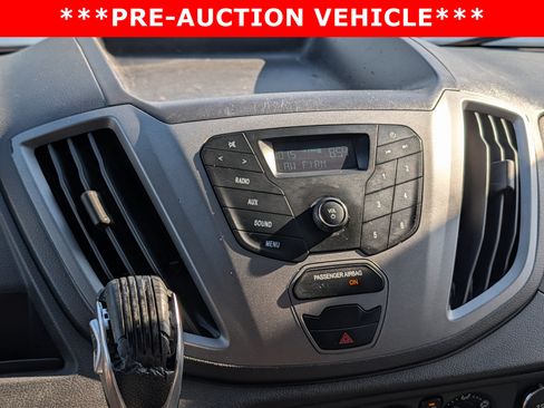 Used 2015 Ford Transit 250 148 Medium Roof RWD image 27