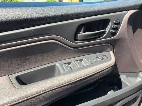 Used 2021 Honda Odyssey EX-L image 35