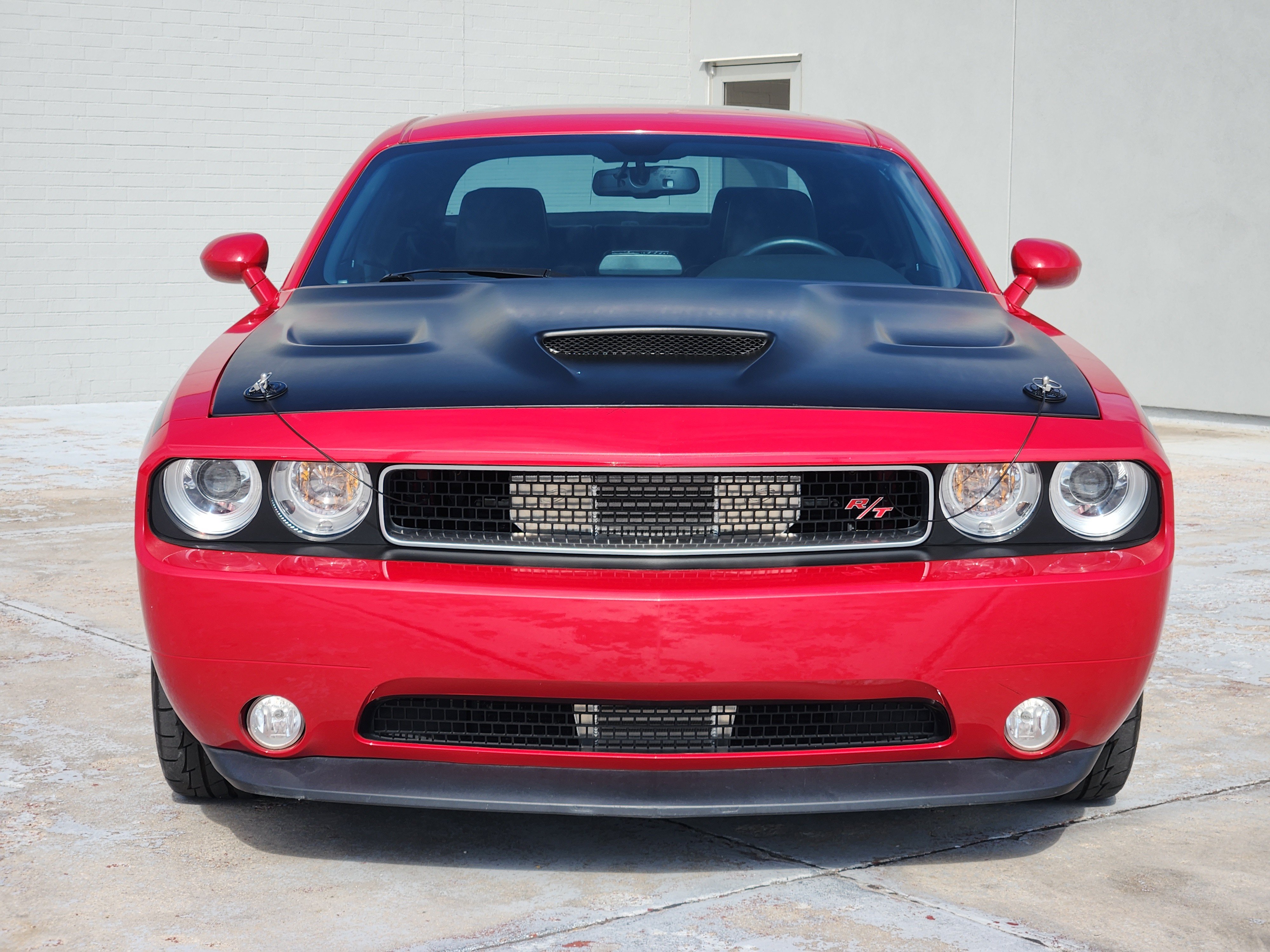 Used 2013 Dodge Challenger R/T RWD image 2
