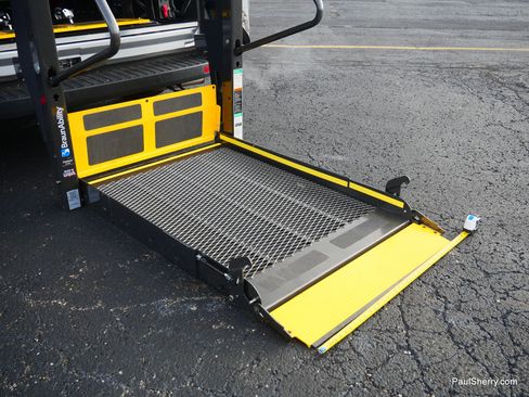 Used 2020 Ford Transit 350 XL image 13