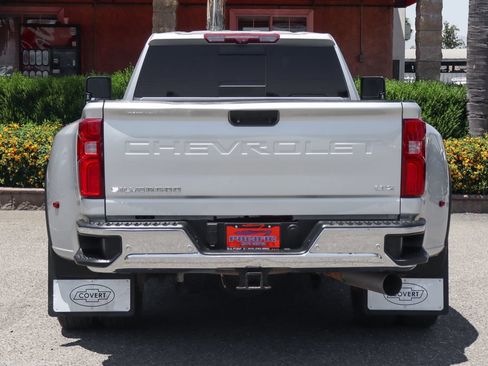 Used 2020 Chevrolet Silverado 3500 LTZ w/ Technology Package AWD/4WD image 7