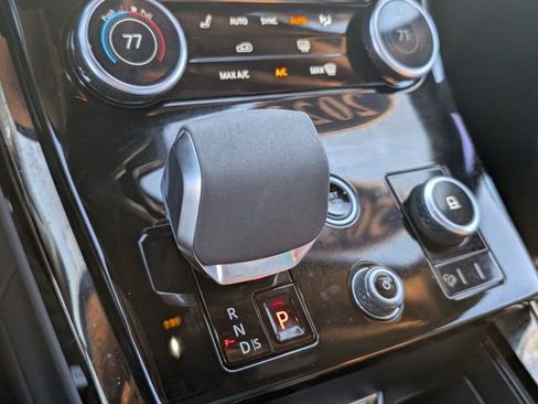 Used 2023 Land Rover Range Rover Sport SE Dynamic image 19