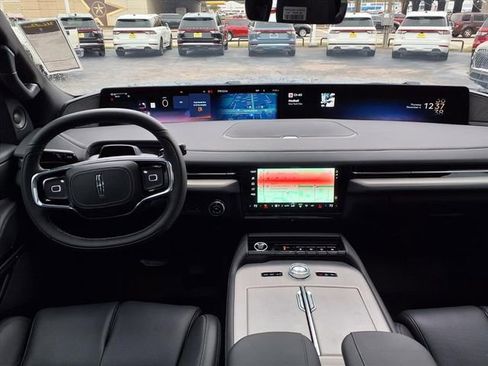 New 2025 Lincoln Navigator L Reserve w/ Jet Appearance Package AWD/4WD image 6