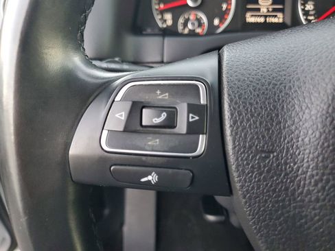 Used 2017 Volkswagen Tiguan S image 24