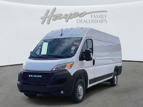 Used 2025 RAM ProMaster 3500 w/ Convenience Group image 37