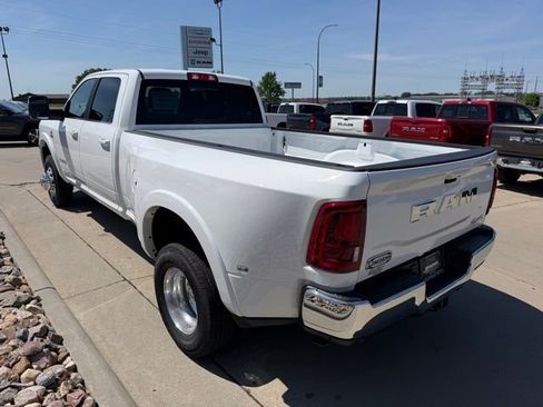 New 2026 RAM 3500 Limited AWD/4WD image 8