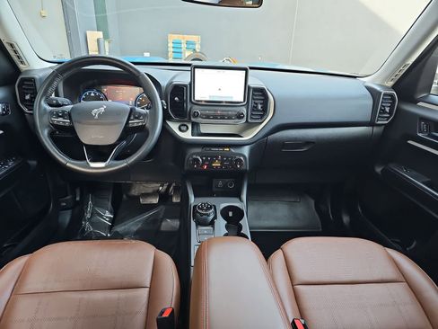 Used 2023 Ford Bronco Sport Heritage Limited image 14