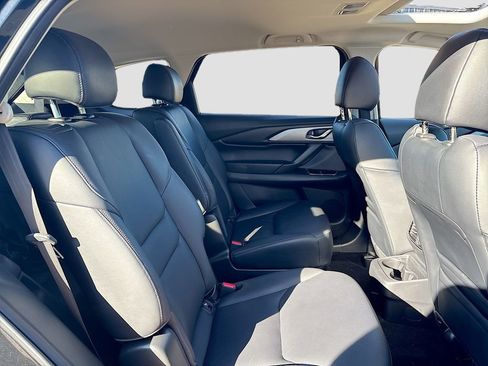 Used 2023 MAZDA CX-9 Touring image 28