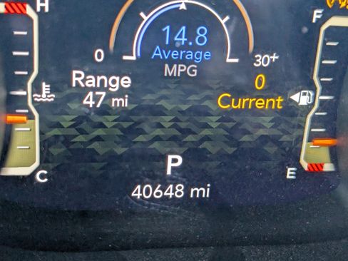 Used 2021 Jeep Gladiator Rubicon AWD/4WD image 9