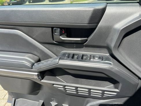 New 2026 Toyota Tacoma SR5 AWD/4WD image 13