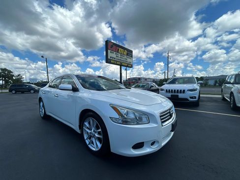 Used 2014 Nissan Maxima 3.5 S FWD image 2