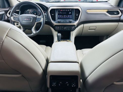 Used 2018 GMC Acadia Denali w/ Technology Package AWD/4WD image 29