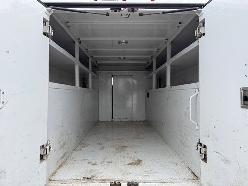 Used 2019 RAM ProMaster 3500 w/ Interior Convenience Group image 9