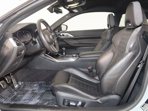 Used 2021 BMW M4 Coupe w/ Executive Package RWD image 11