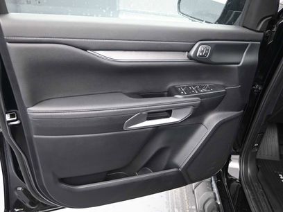 New 2024 Ford Ranger Lariat w/ FX4 Off-Road Package