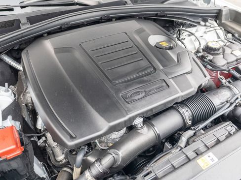 Certified 2026 Land Rover Range Rover Velar S AWD/4WD image 37