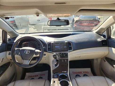 Used 2013 Toyota Venza Limited w/ Tow Prep Pkg image 16