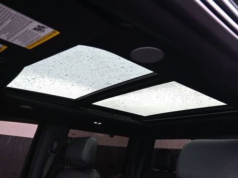 Used 2022 Ford F150 Lariat w/ Equipment Group 502A High image 19