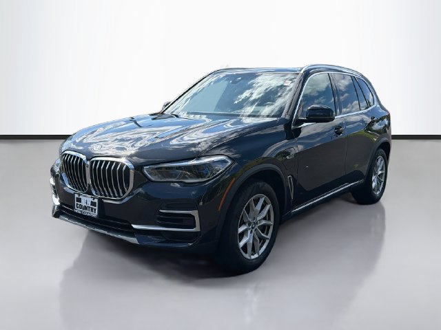Used 2023 BMW X5 xDrive45e w/ Executive Package AWD/4WD image 3