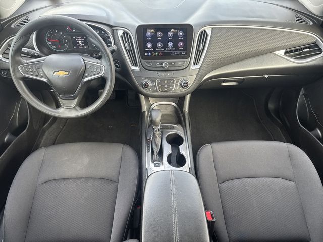Used 2025 Chevrolet Malibu LT FWD image 16