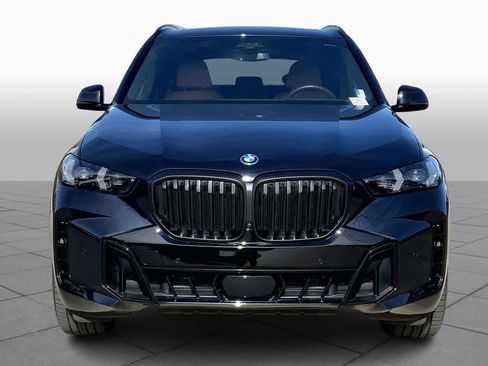 Used 2025 BMW X5 xDrive50e w/ M Sport Package image 2