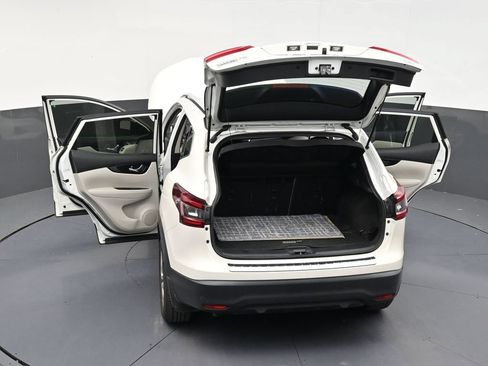 Used 2022 Nissan Rogue Sport SV FWD image 33