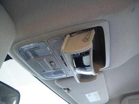 Used 2018 Honda CR-V LX image 23