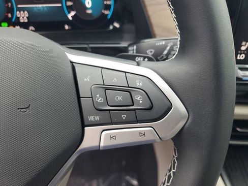 New 2026 Volkswagen Atlas SE FWD image 21